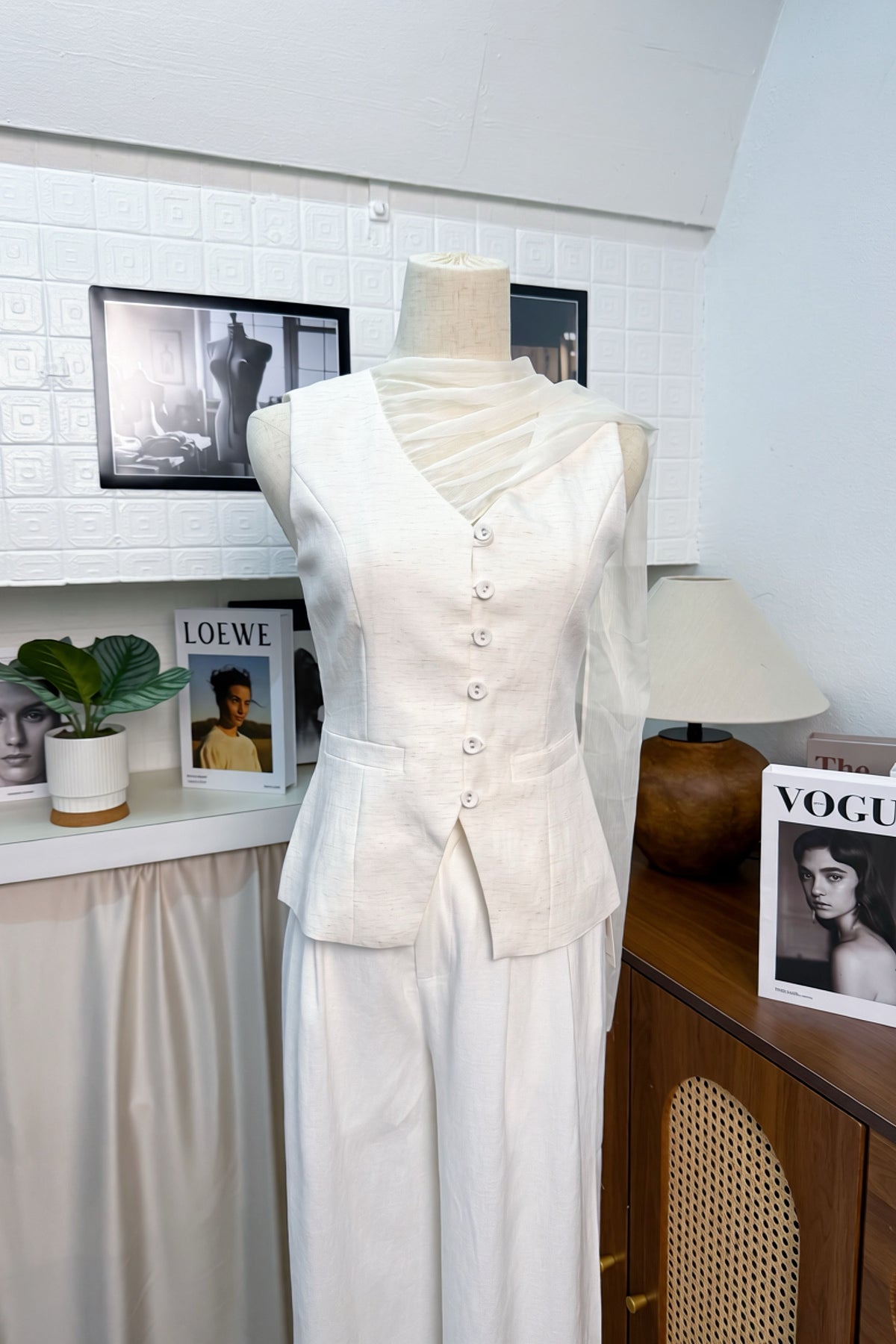 Mira Vest Top Linen Beige