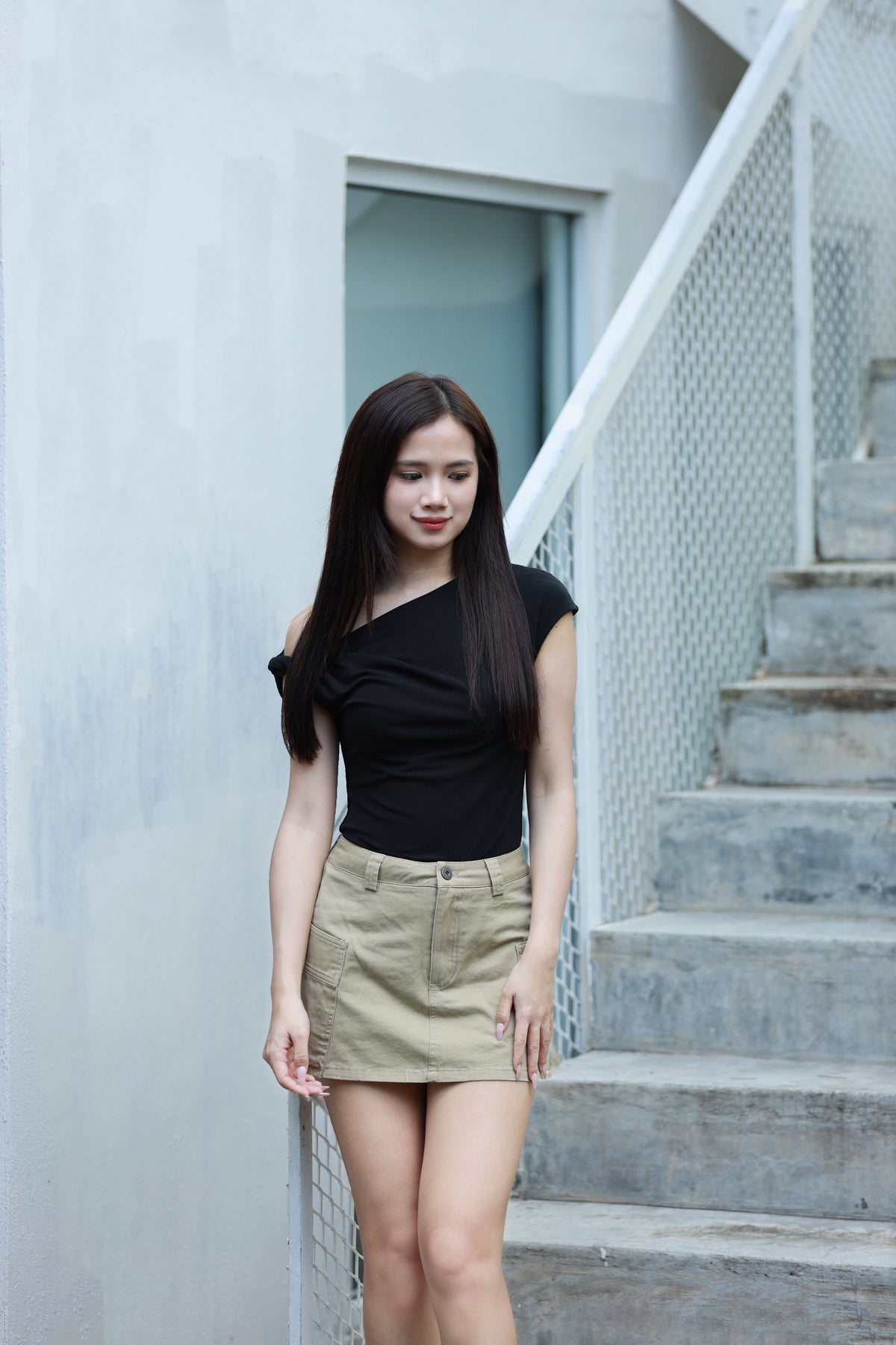 One Shoulder Top Black